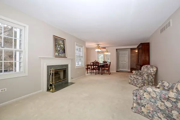 Naperville, IL 60564,1544 ABERDEEN CT