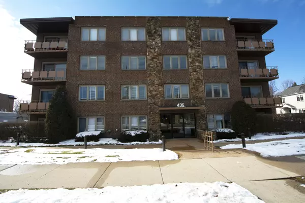 435 Ridge RD #308, Wilmette, IL 60091