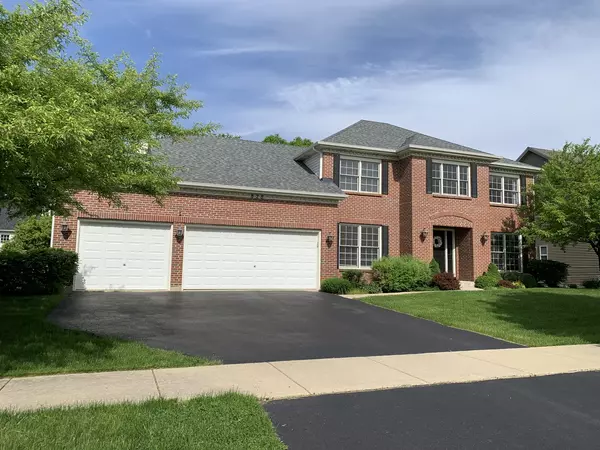 North Aurora, IL 60542,828 Doral LN