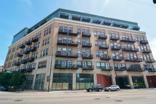 1645 W Ogden AVE #621, Chicago, IL 60612