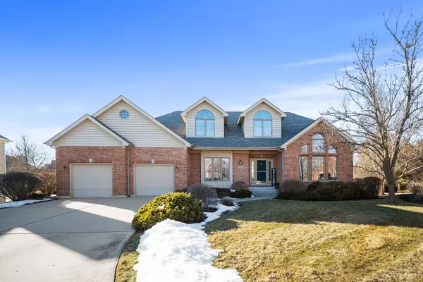 Aurora, IL 60502,930 Burnham CT