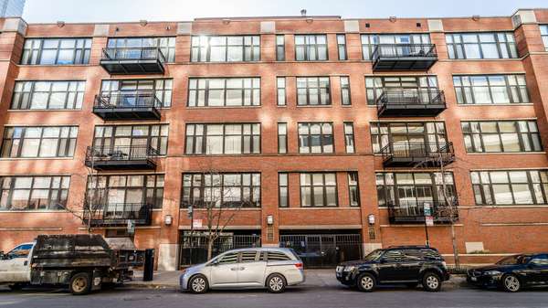 333 W Hubbard ST #4H, Chicago, IL 60654