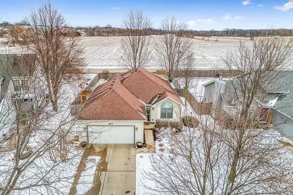 Genoa, IL 60135,807 Nicholas CIR