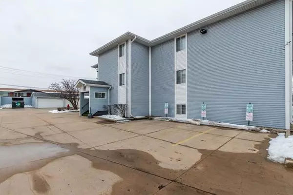 Waukegan, IL 60085,3170 W MONROE ST #304