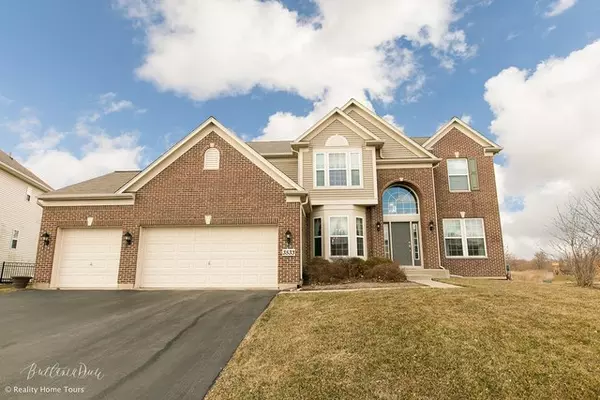 3533 Carlisle LN, Carpentersville, IL 60110