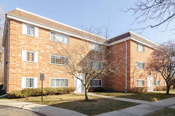 6886 W Touhy AVE #B, Niles, IL 60714