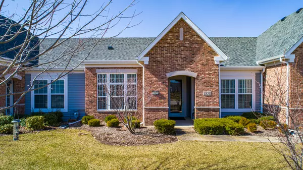 2820 Normandy CIR, Naperville, IL 60564