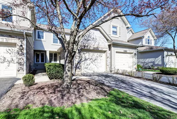 1308 Tennyson LN, Naperville, IL 60540