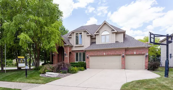 2287 Fox boro LN, Naperville, IL 60564