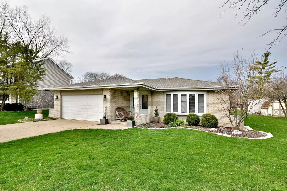 Willowbrook, IL 60527,16W764 90th ST