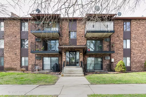 6005 Marshall AVE #8, Chicago Ridge, IL 60415