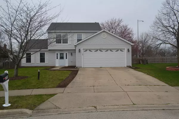 Hoffman Estates, IL 60169,1310 Darlington CT