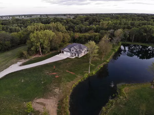 Clinton, IL 61727,7800 Anita LN