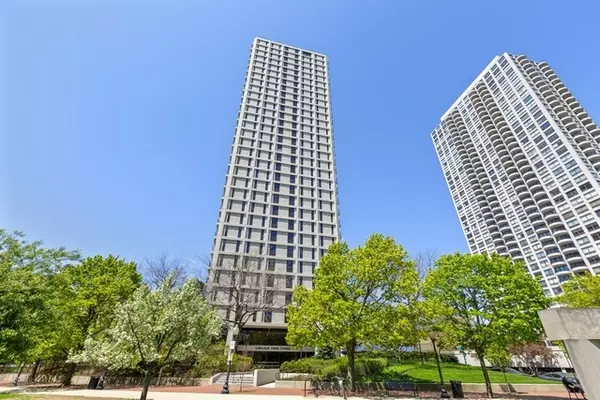 1960 N LINCOLN PARK WEST ST #1201, Chicago, IL 60614