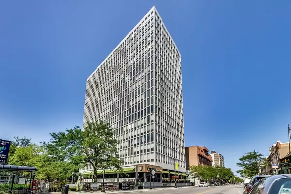 444 W Fullerton Pkwy #804, Chicago, IL 60614