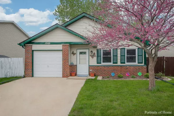 1349 CARIBOU TRL, Carol Stream, IL 60188