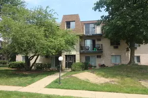 Glendale Heights, IL 60139,208 Shorewood DR #2D