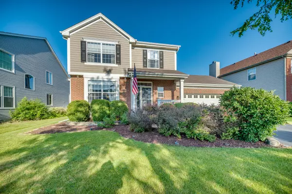 2165 Colchester CT, Hoffman Estates, IL 60192