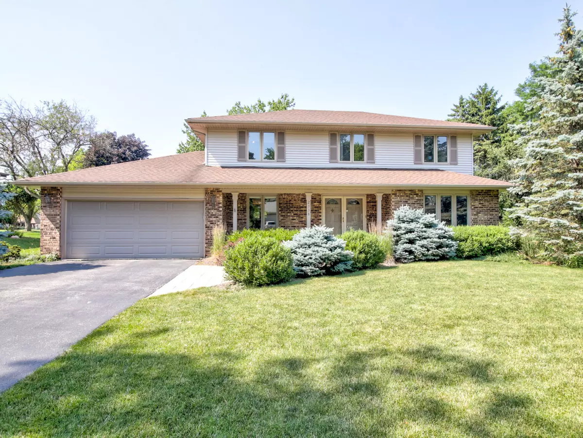 Lisle, IL 60532,2338 Barkridge CT