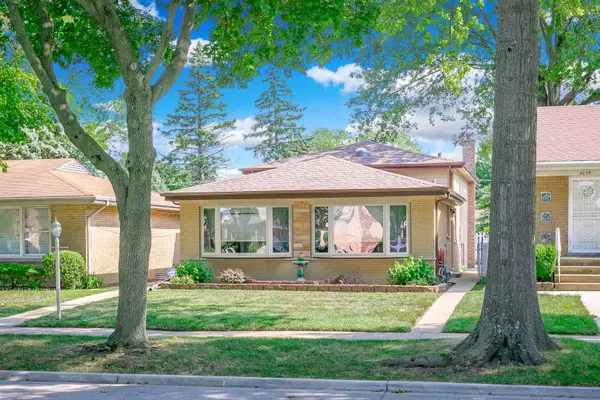 4037 Harvard TER, Skokie, IL 60076