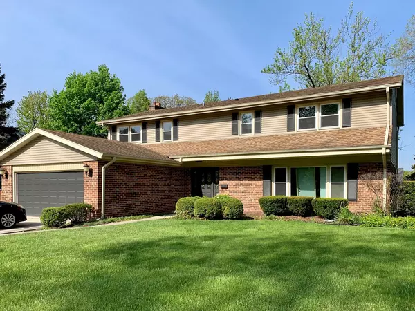 3736 Candlewood CT, Downers Grove, IL 60515