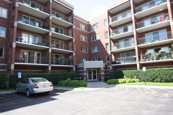 6461 W Warner AVE #508, Chicago, IL 60634