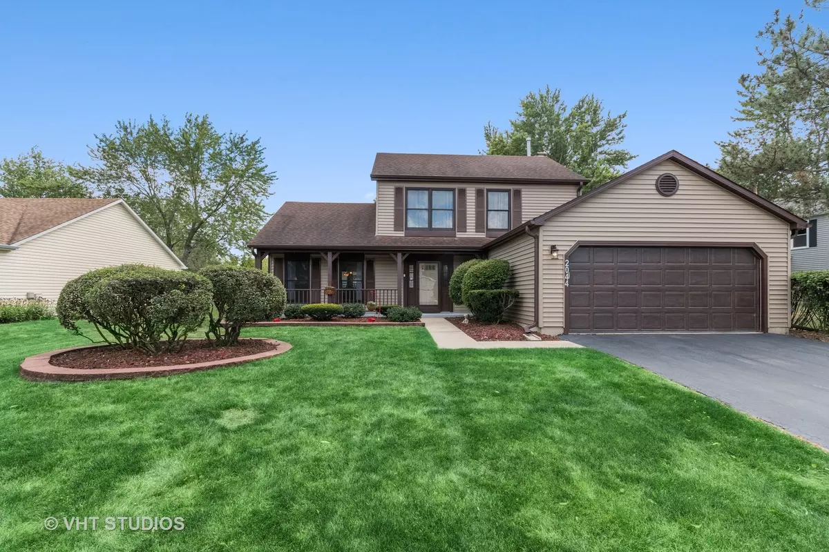 Wheaton, IL 60189,2044 Appaloosa West CT