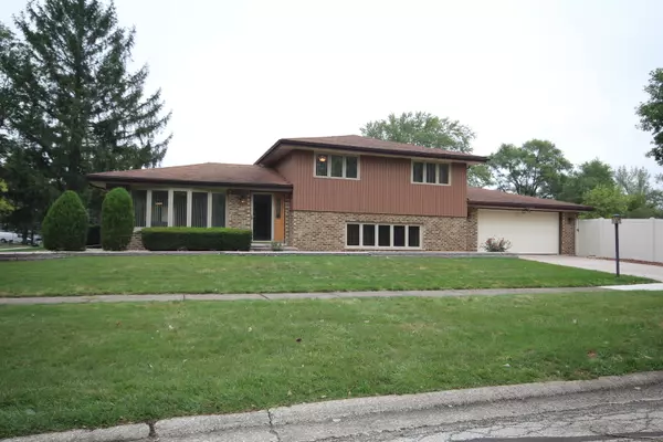 Palos Hills, IL 60465,10659 S Lori LN