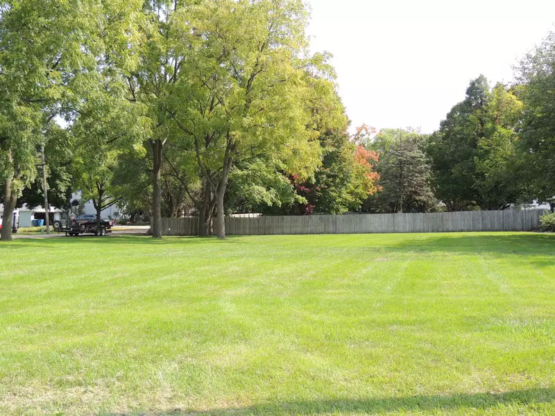 0 Pulaski ST, Peru, IL 61354