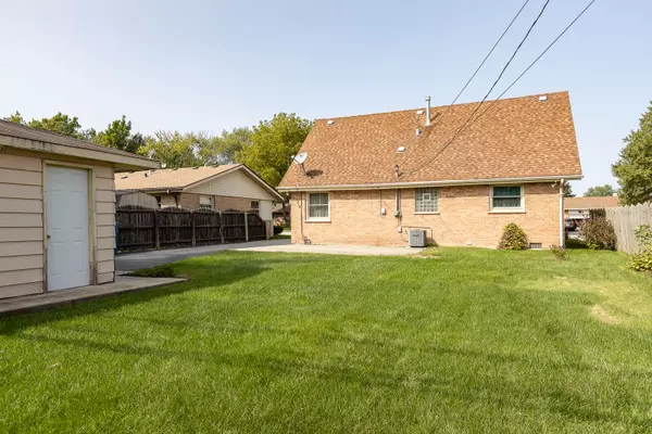 Crestwood, IL 60418,5547 Fairway DR