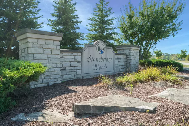 13925 Stonebridge Woods XING, Homer Glen, IL 60491