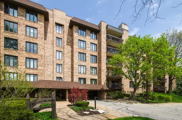 3810 Mission Hills RD #304, Northbrook, IL 60062