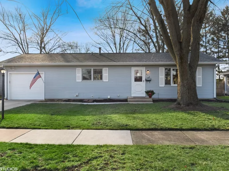 616 W State ST, North Aurora, IL 60542