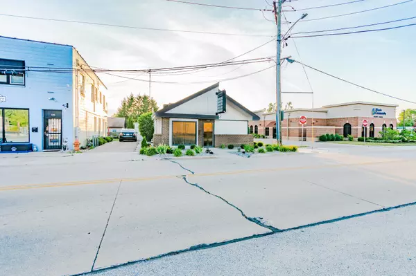 Sycamore, IL 60178,127 S Sacramento ST