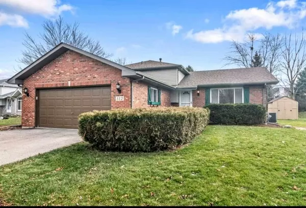 312 Beaver XING, Oswego, IL 60543