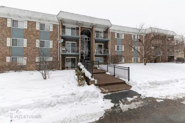 1525 N Windsor DR #304, Arlington Heights, IL 60004