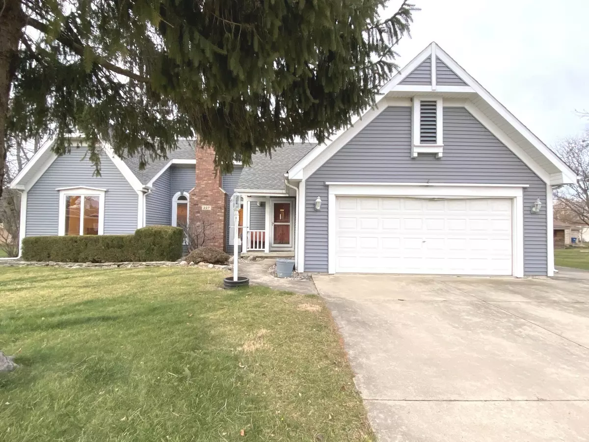 Manteno, IL 60950,227 W Seventh CT