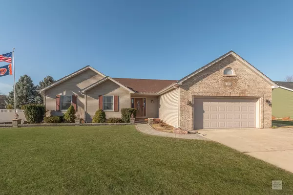 1015 Deer Run TRL, Sandwich, IL 60548