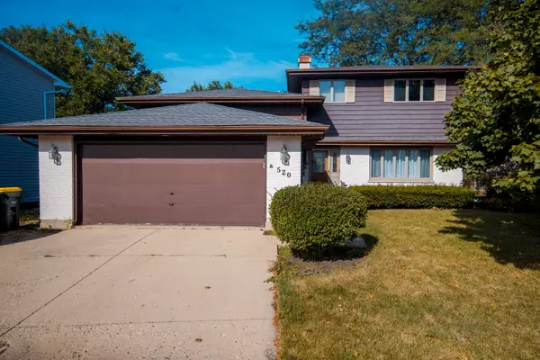 520 Flint TRL, Carol Stream, IL 60188