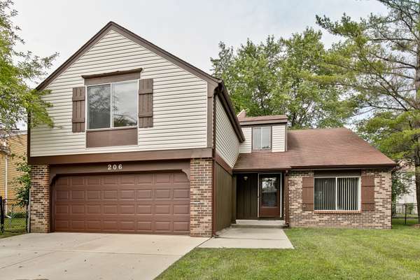 206 April AVE, Vernon Hills, IL 60061