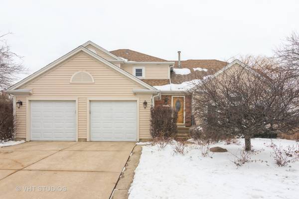 1700 W Cottonwood TRL, Hoffman Estates, IL 60192