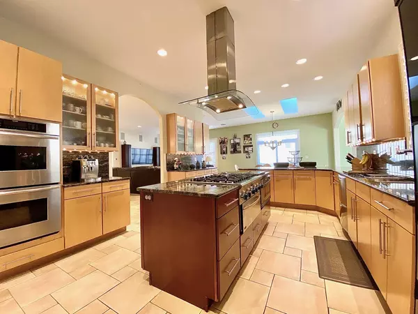 Bloomingdale, IL 60108,109 Rose DR