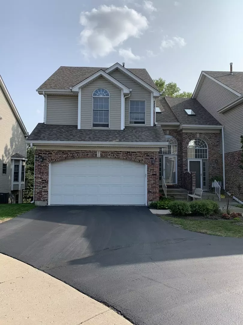 Palatine, IL 60067,573 BRIDGE VIEW CT