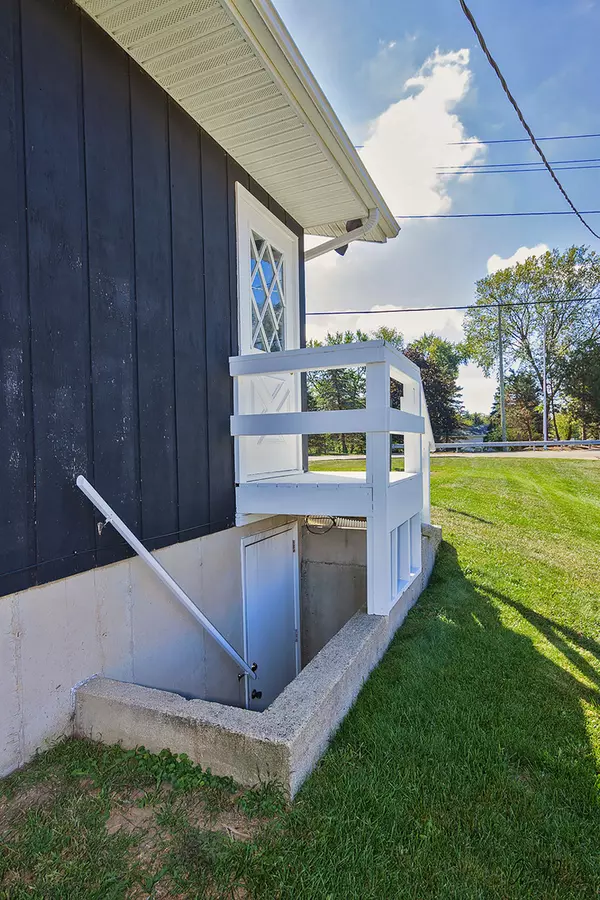 Johnsburg, IL 60051,2604 W Johnsburg RD