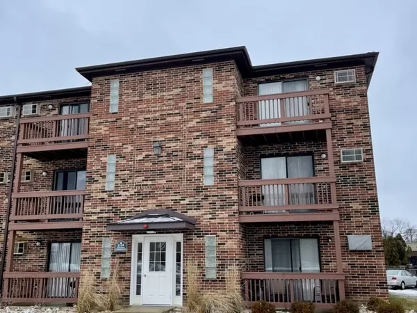 Glendale Heights, IL 60139,1150 Cedar ST #3A