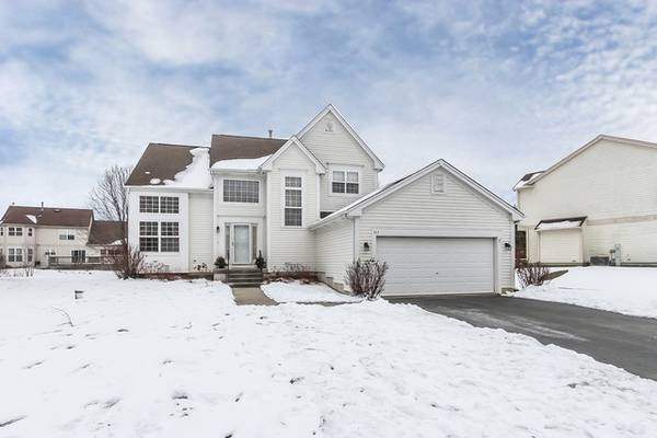 511 Normandy LN, Port Barrington, IL 60010