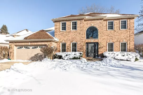 740 Caitlin CT, Grayslake, IL 60030