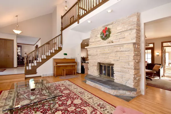 Addison, IL 60101,231 N Cardinal AVE