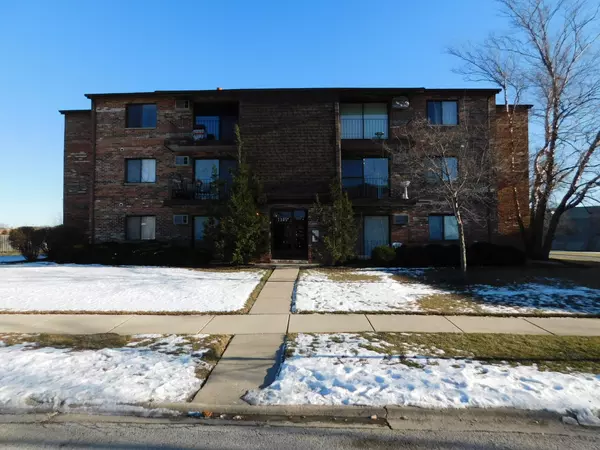 7305 Tiffany DR #2C, Orland Park, IL 60462