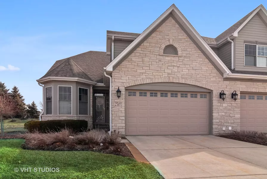 2707 Nicole CIR, Aurora, IL 60502